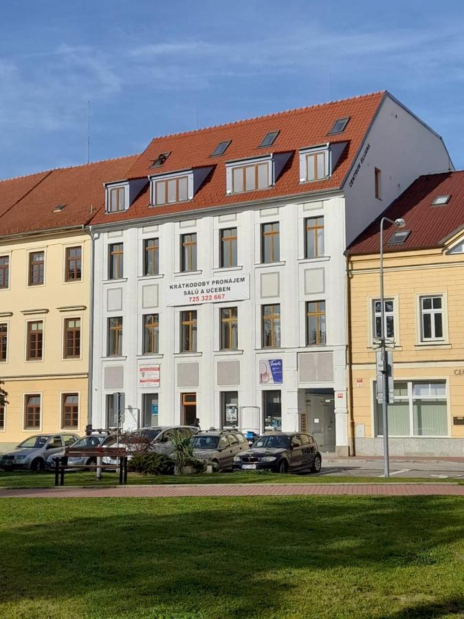 Riegrova Apartment Ceske Budejovice Ngoại thất bức ảnh